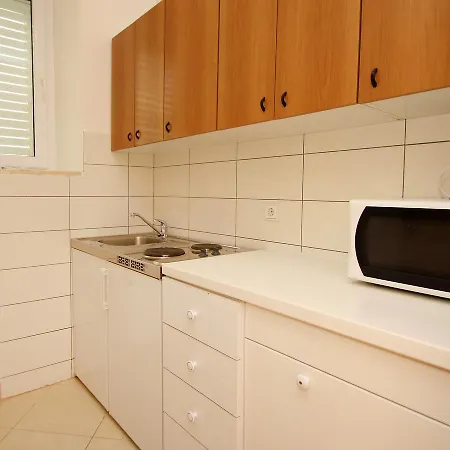 Apartment Mare.1 *
